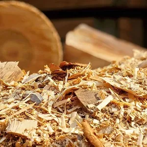 Лиственные опилки оптом в Челябинске и других различных марок заказать от 16 тонн